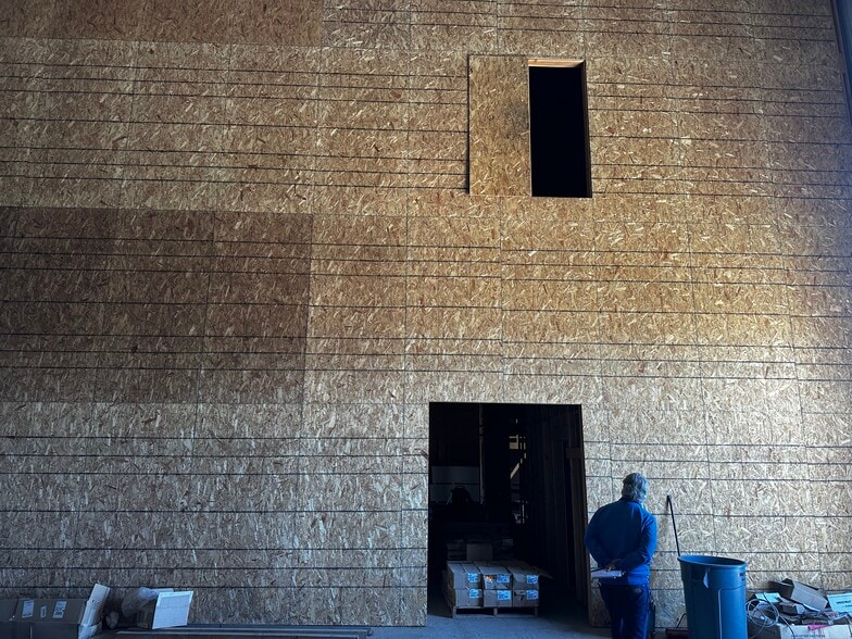 More Photos Of 151-161 Airport Rd, King City Warehouse For Sale