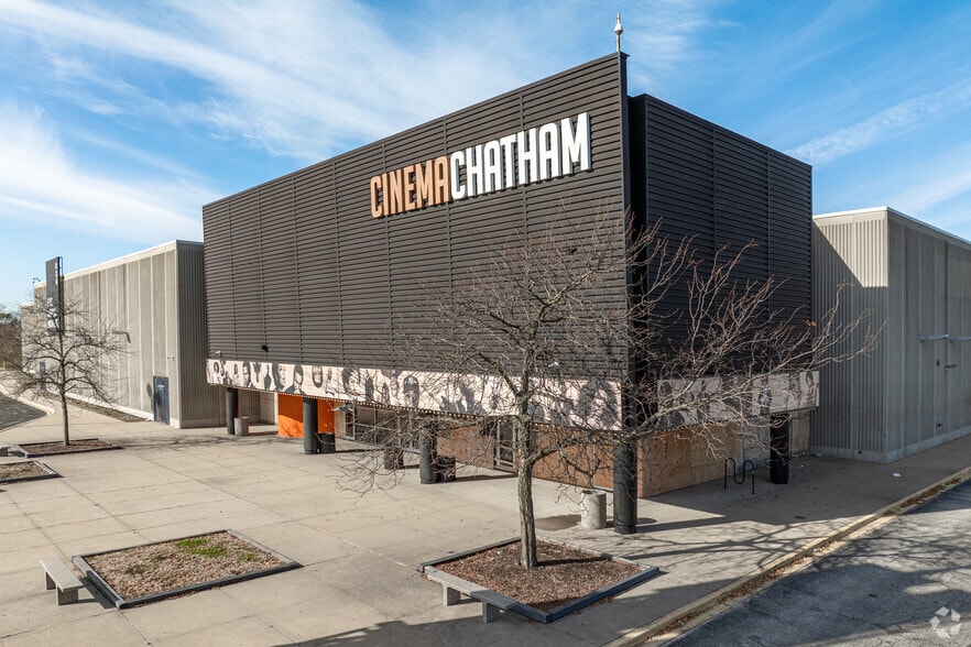 More Photos Of 210 W 87th St, Chicago Movie Theatre For Sale