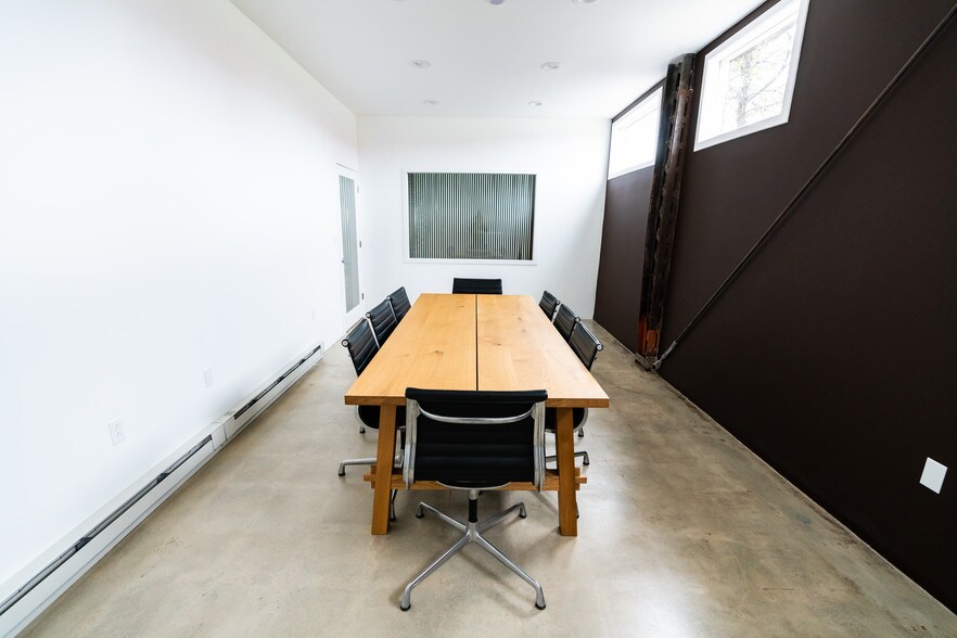More Photos Of 2140 Mandela Pkwy, Oakland Office For Lease