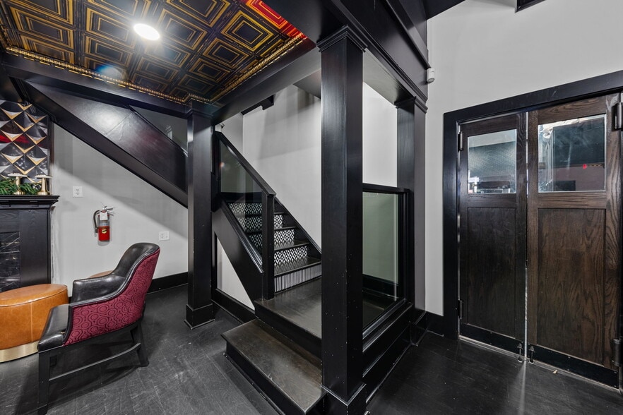 More Photos Of 38 Chinquapin Rd, Pinehurst Restaurant For Sale