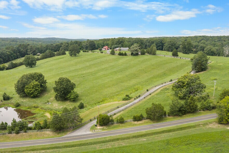 More Photos Of 8509 S Lowell Rd, Bahama Land For Sale