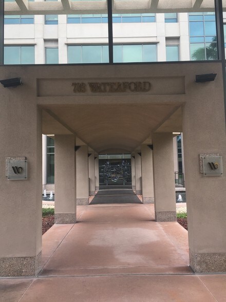More Photos Of 703 NW 62nd Ave, Miami Office For Lease