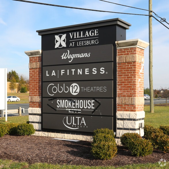 More Photos Of 1507 Dodona Ter SE, Leesburg Loft Creative Space For Sale