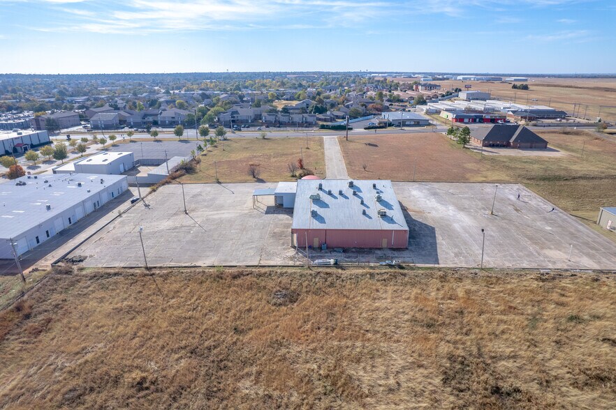 More Photos Of 6825 W Wilshire Blvd, Oklahoma City Theater Concert Hall For Sale