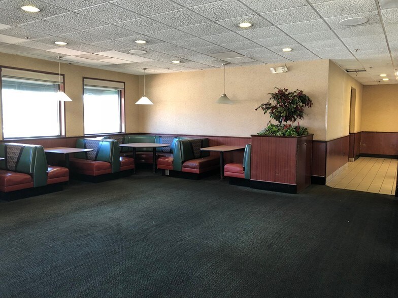 More Photos Of 650 N Scottsdale Rd, Tempe Restaurant For Lease