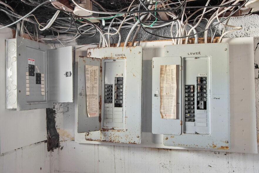 More Photos Of 6980 Nash Rd, North Tonawanda Apartments For Sale