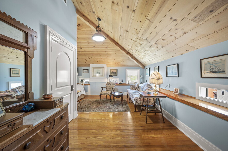 More Photos Of 403 E Adams St, Sandusky Hospitality For Sale