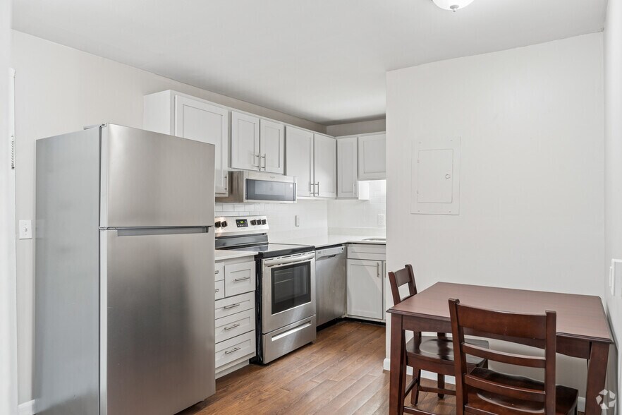 More Photos Of 600 Martin Luther King Jr Blvd, Chapel Hill Apartments For Sale