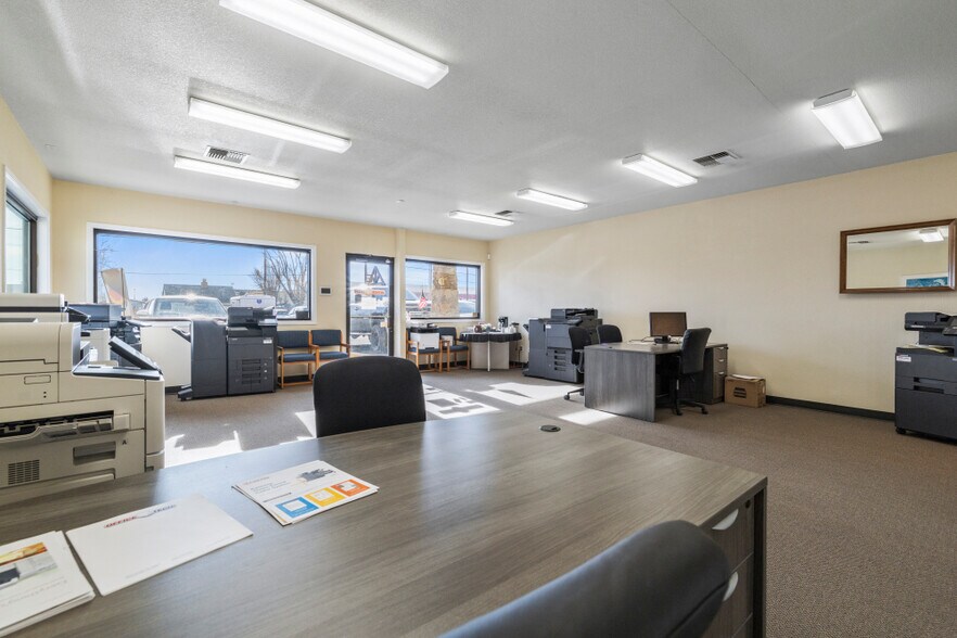 More Photos Of 2815 Laverne Ave, Klamath Falls Flex For Sale