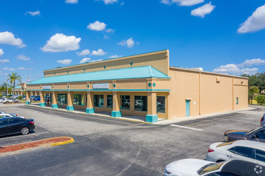 Primary Photo Of 1708 Cape Coral Pky, Cape Coral Medical For Lease
