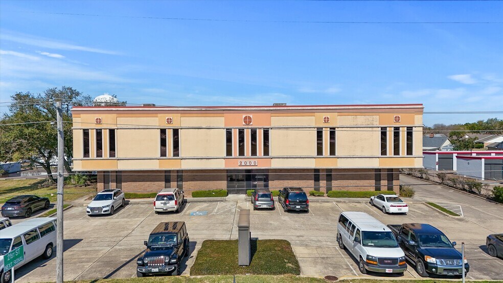 More Photos Of 2000 25th Ave N, Texas City Office For Lease