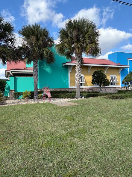 More Photos Of 1786 W International Speedway Blvd, Daytona Beach Restaurant For Lease