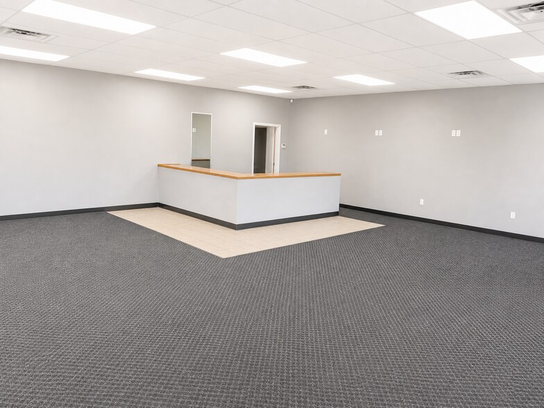 More Photos Of 825 W 3rd St, Caruthersville Office For Lease