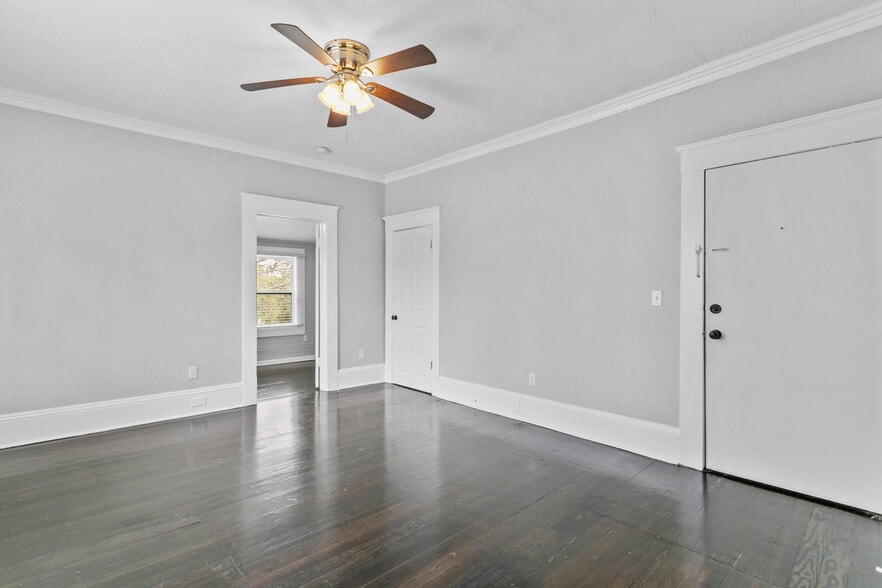 More Photos Of 1720 W Hills Ave, Tampa Apartments For Sale