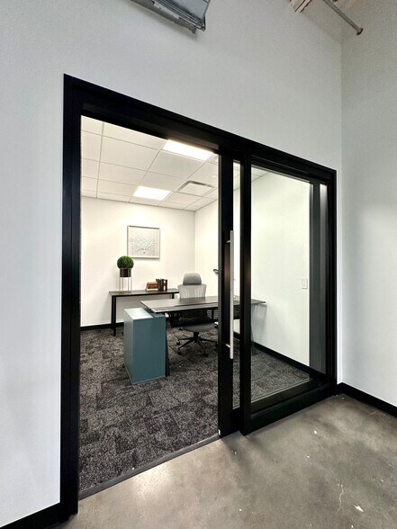 More Photos Of 2410 Polk St, Houston Office For Lease