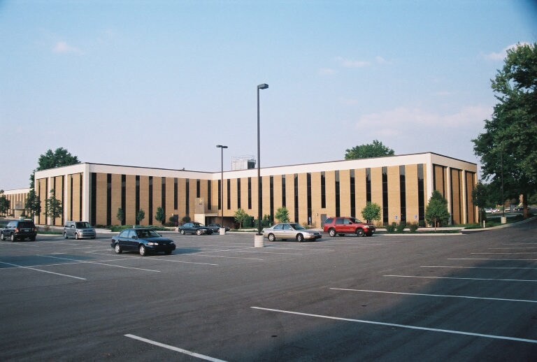 More Photos Of 6811 Shawnee Mission Pky, Overland Park Unknown For Sale