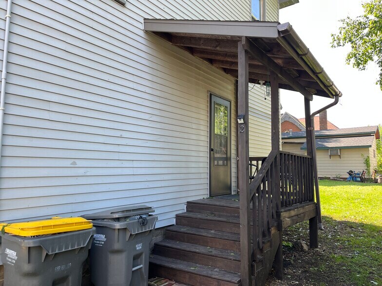 More Photos Of 1040 7th Ave, Baldwin Apartments For Sale