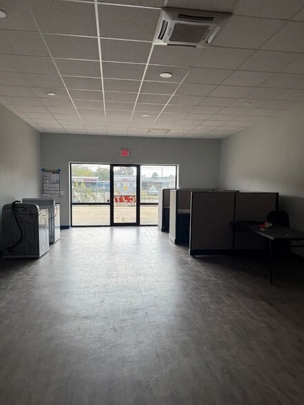 More Photos Of 890 Mt. Zion Rd, Shreveport Warehouse For Lease