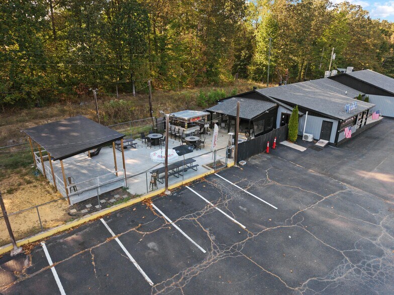 More Photos Of 11728 US Highway 68 E, Benton Flex For Sale