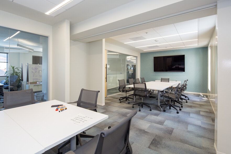 More Photos Of 2168-2180 Shattuck Ave, Berkeley Office For Lease