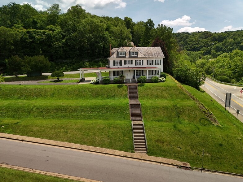 More Photos Of 12 Lotus Ave, Chester Specialty For Sale