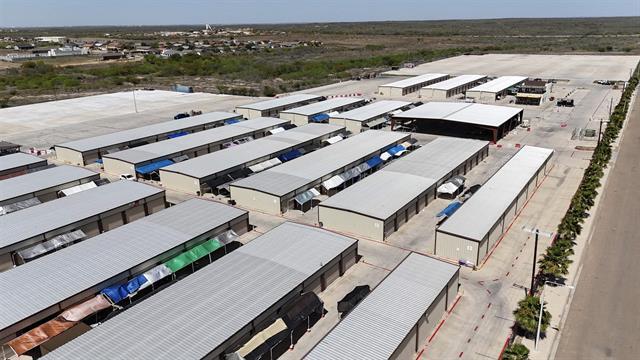 More Photos Of 102 Camino Nuevo, Laredo Warehouse For Sale