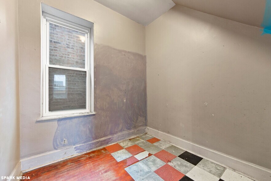 More Photos Of 4800 S Wood St, Chicago Storefront Retail Residential For Sale