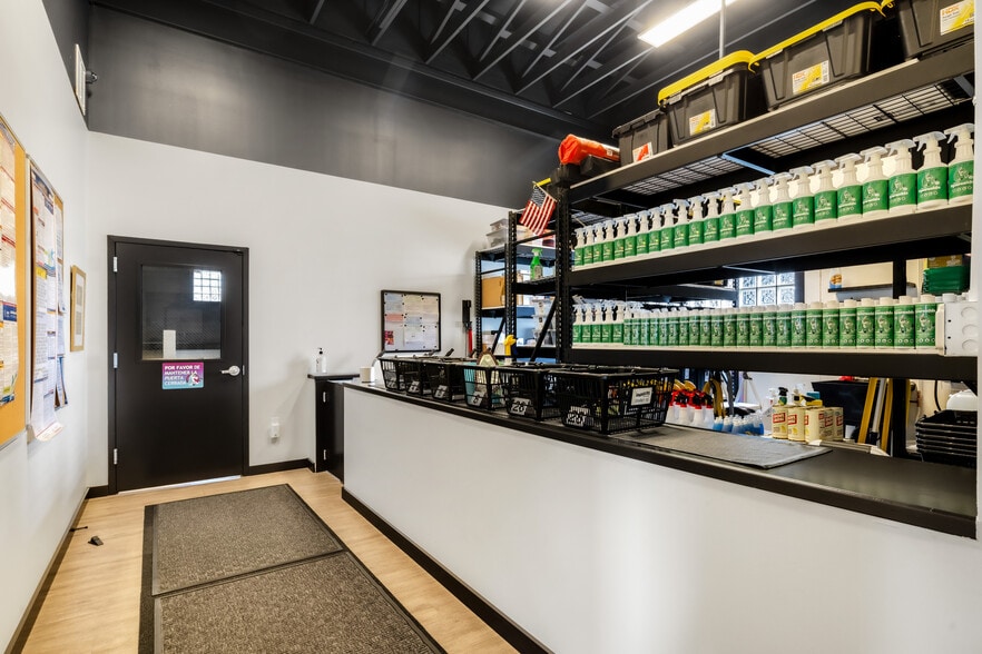 More Photos Of 2192 W College Ave, Englewood Warehouse For Sale