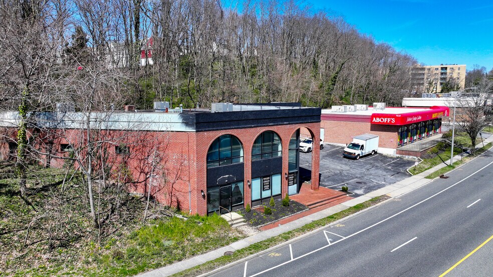 More Photos Of 1 Brewster St, Glen Cove Loft Creative Space For Lease