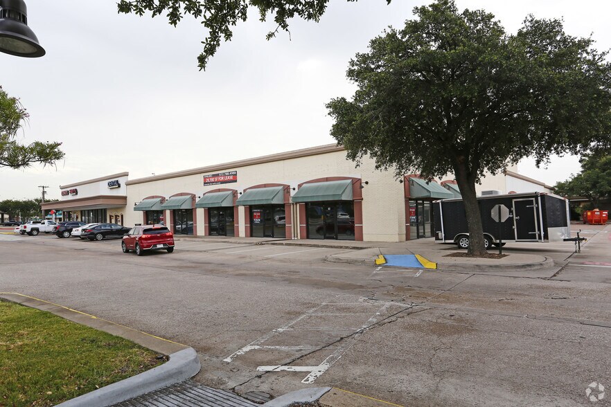 More Photos Of 501 W Belt-Line Rd, Richardson Unknown For Lease