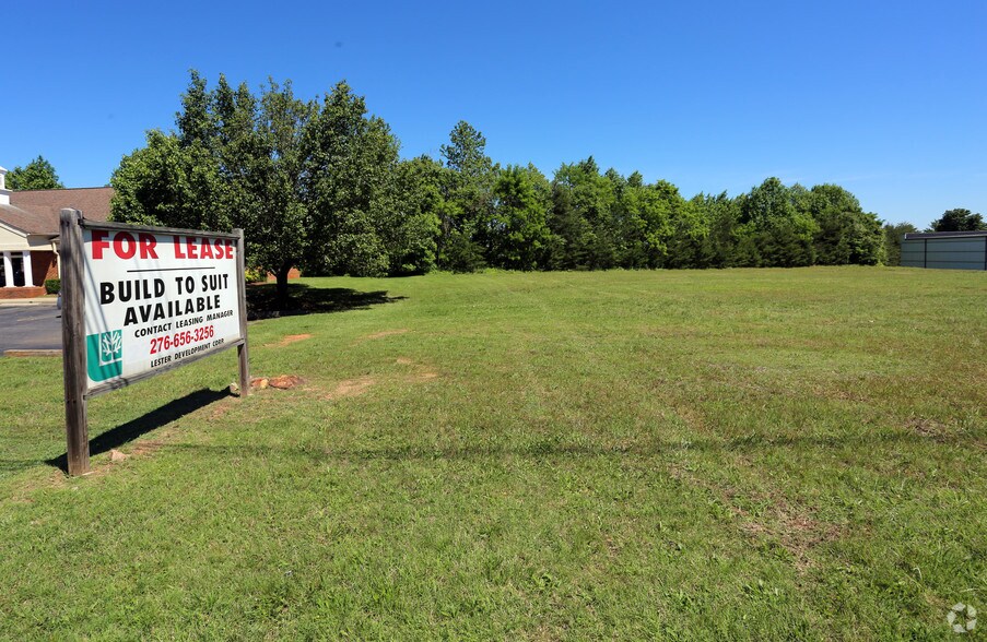 More Photos Of 300 W Commonwealth Blvd, Martinsville Land For Sale
