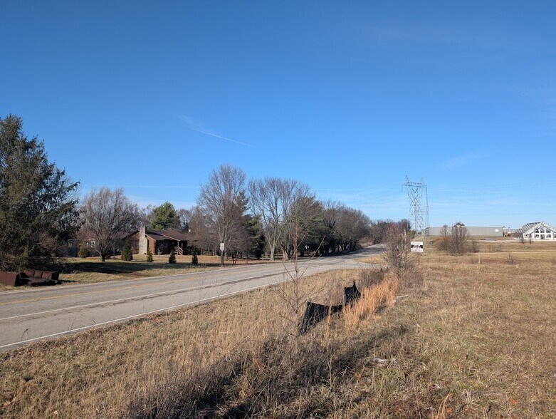 More Photos Of 245 Woody Stephens blvd, Midway Land For Lease