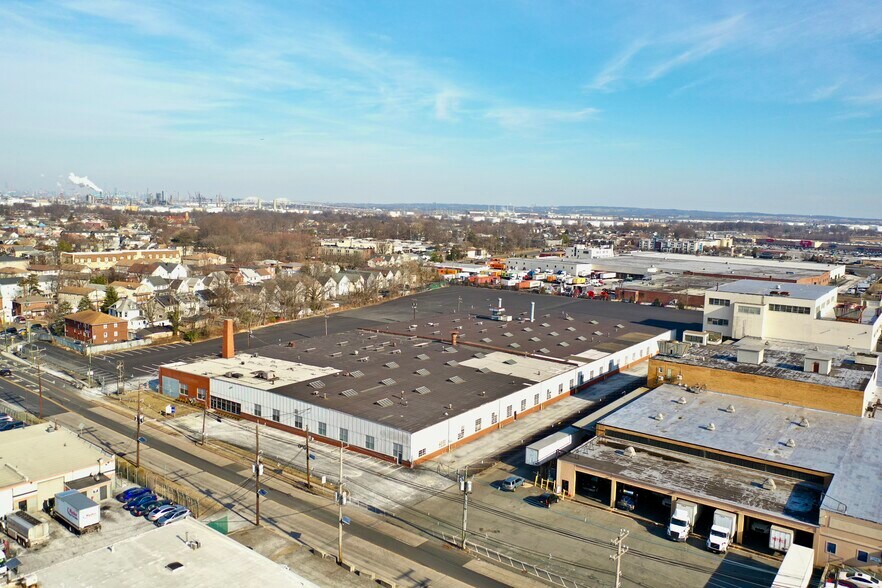 More Photos Of 525 W Linden Ave, Linden Warehouse For Lease