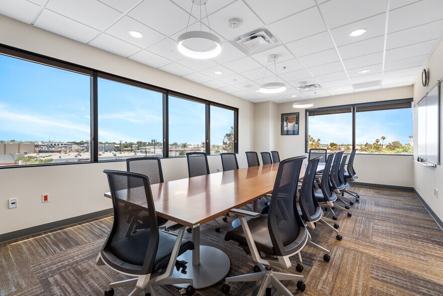More Photos Of 2600 Redondo Ave, Long Beach Medical For Sale