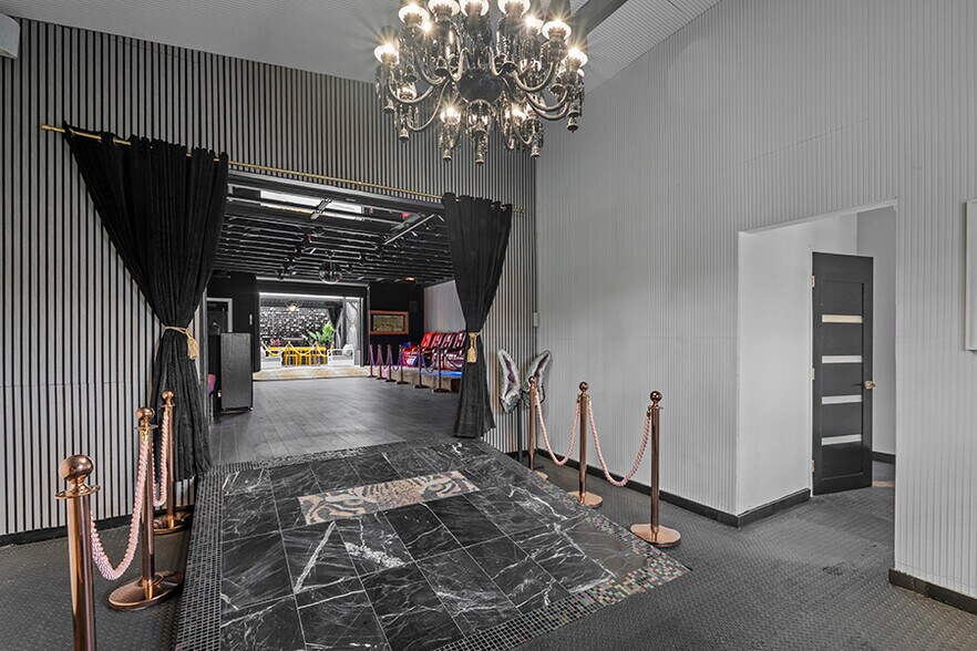 More Photos Of 8687 Venice Blvd, Los Angeles Storefront For Lease