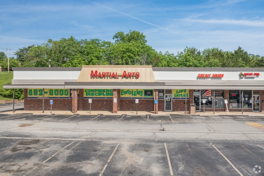 More Photos Of 4311-4345 Telegraph Rd, Saint Louis Storefront For Sale