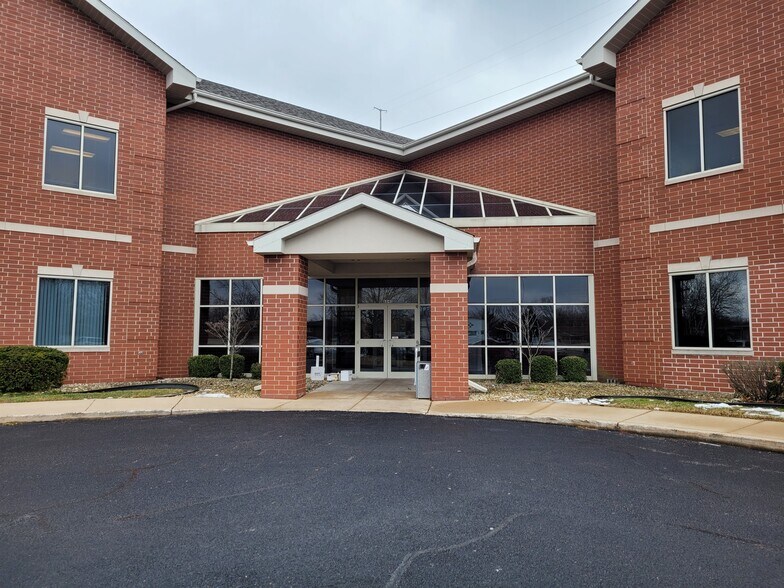 More Photos Of 8840 Calumet Ave, Munster Coworking Space