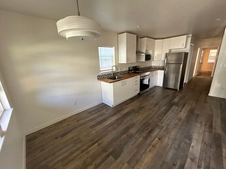 More Photos Of 23 Ford St, Watsonville Apartments For Sale