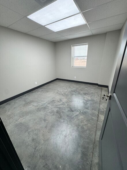 More Photos Of 4513 County Rd 128, Midland Industrial For Lease