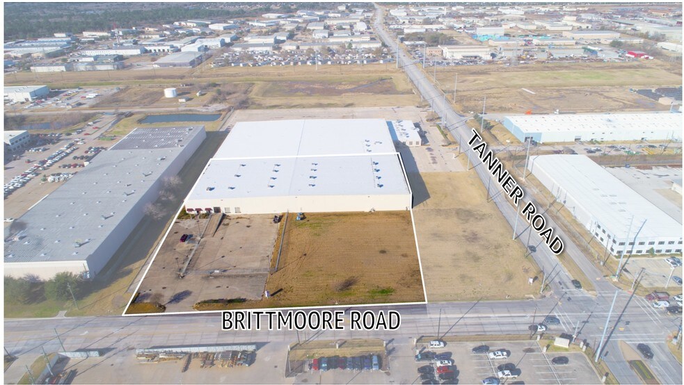 More Photos Of 5661 Brittmoore Rd, Houston Warehouse For Lease