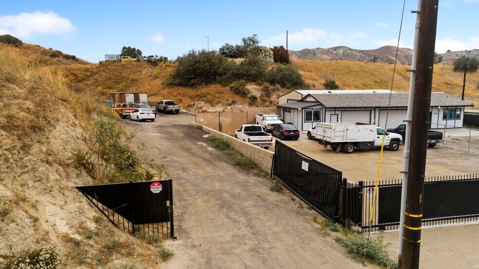 More Photos Of 16280 Sierra Hwy, Santa Clarita Land For Lease