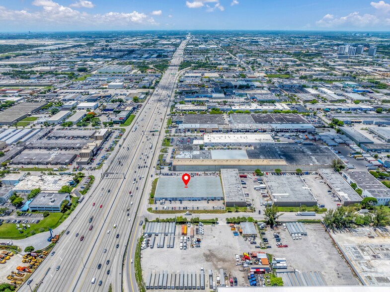 More Photos Of 7000 NW 77th ct, Miami Warehouse For Sale
