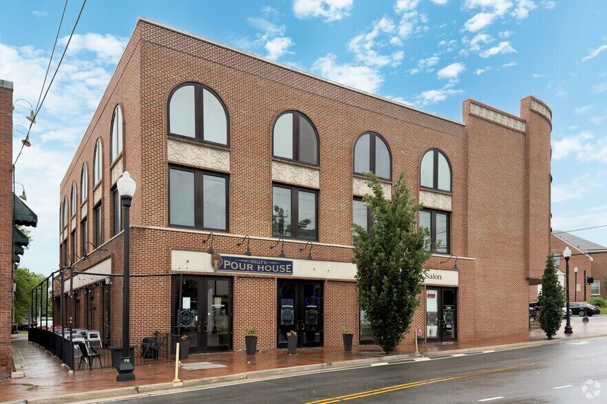More Photos Of 754 Elden St, Herndon Office For Lease