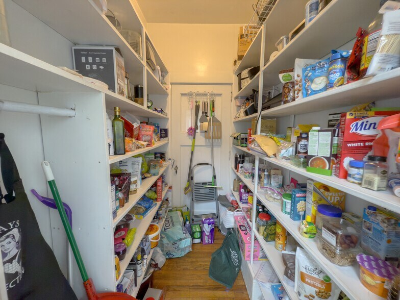 More Photos Of 153 Morton Ave, Athens Apartments For Sale