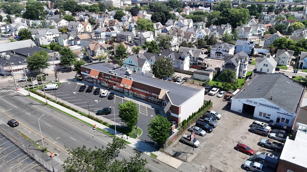 More Photos Of 937 State St, Bridgeport Storefront For Sale