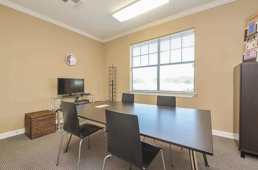 More Photos Of 4502 Riverstone Blvd, Missouri City Medical For Lease