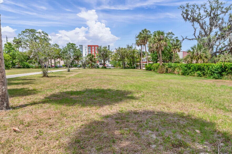 More Photos Of 625 E Melbourne Ave, Melbourne Land For Sale