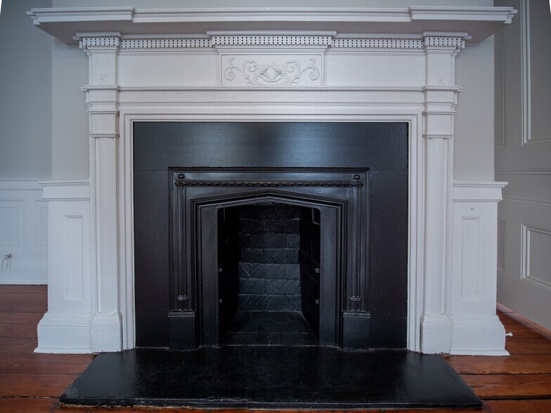 More Photos Of 112 Rutledge Ave, Charleston Office Residential For Sale