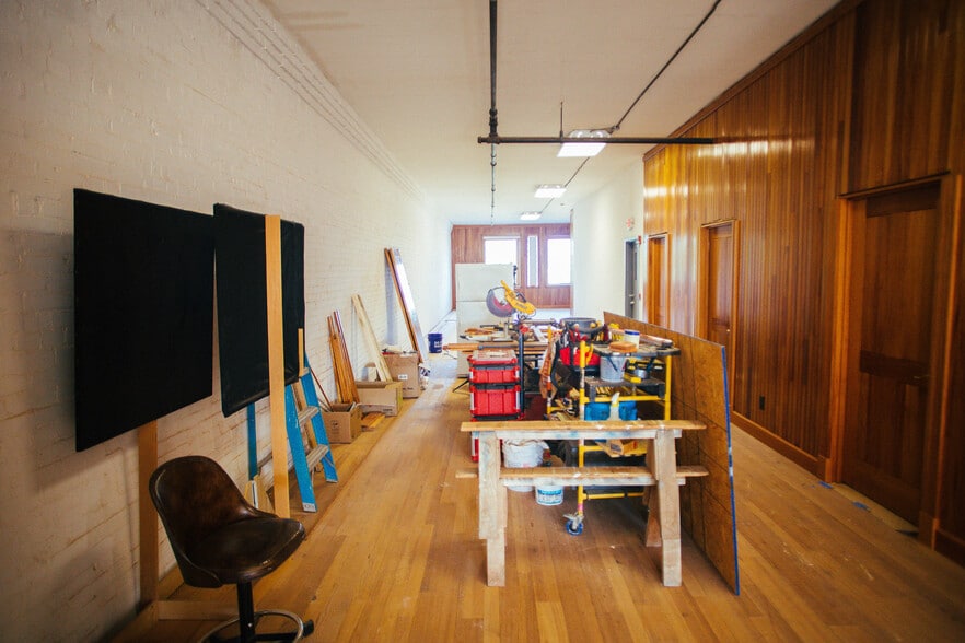 More Photos Of 1408-1414 N Broadway, Saint Louis Storefront Retail Residential For Sale