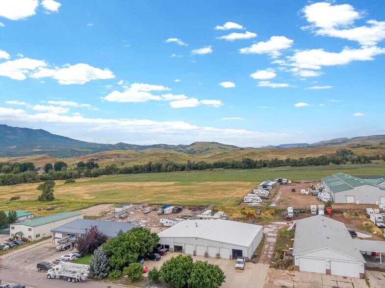 More Photos Of 4116 W 5800 N, Mountain Green Light Manufacturing For Lease